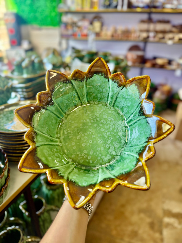 میوه خوری خورشیدی شره ای