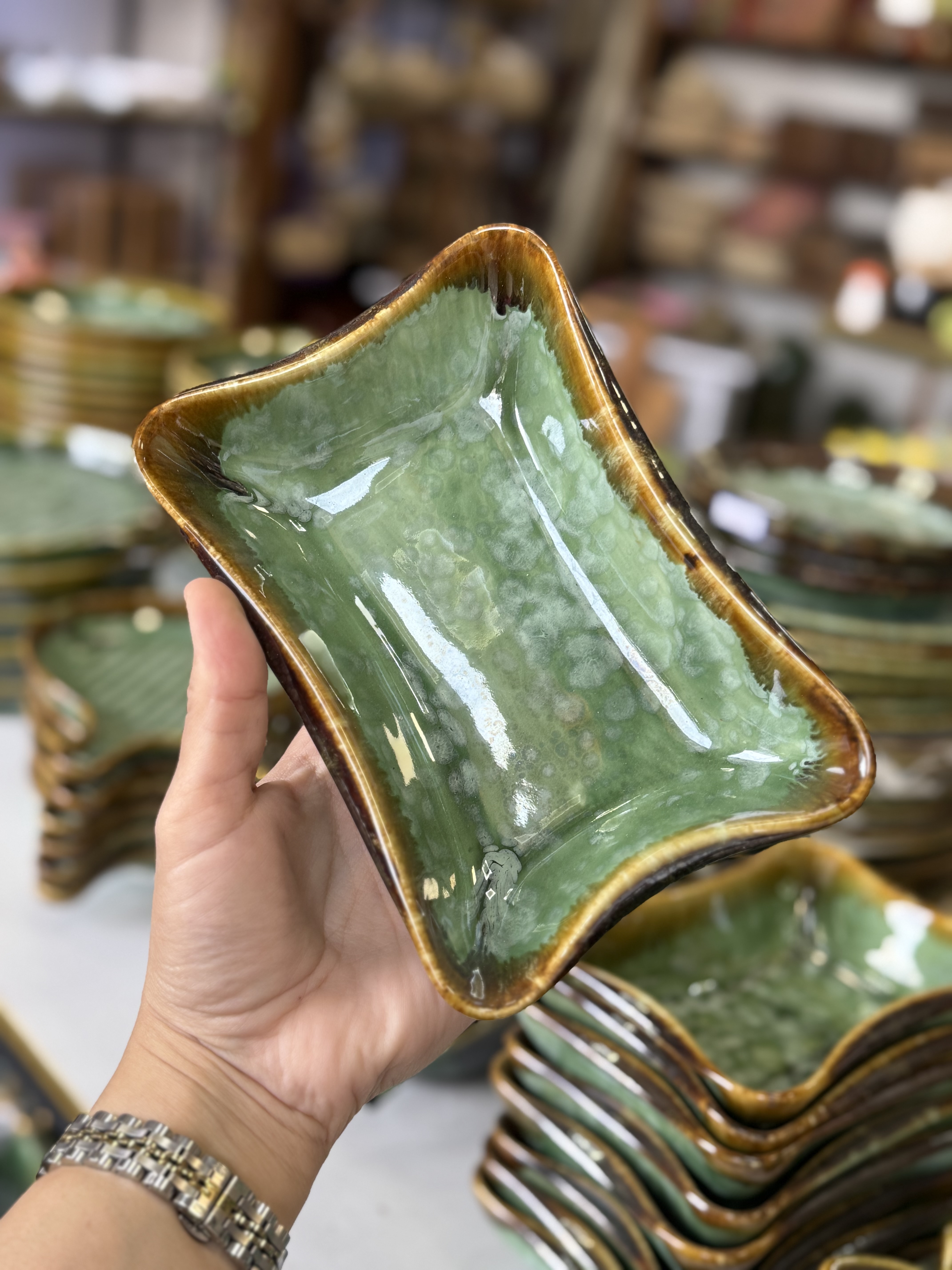 پیاله اجیل خوری شره ای