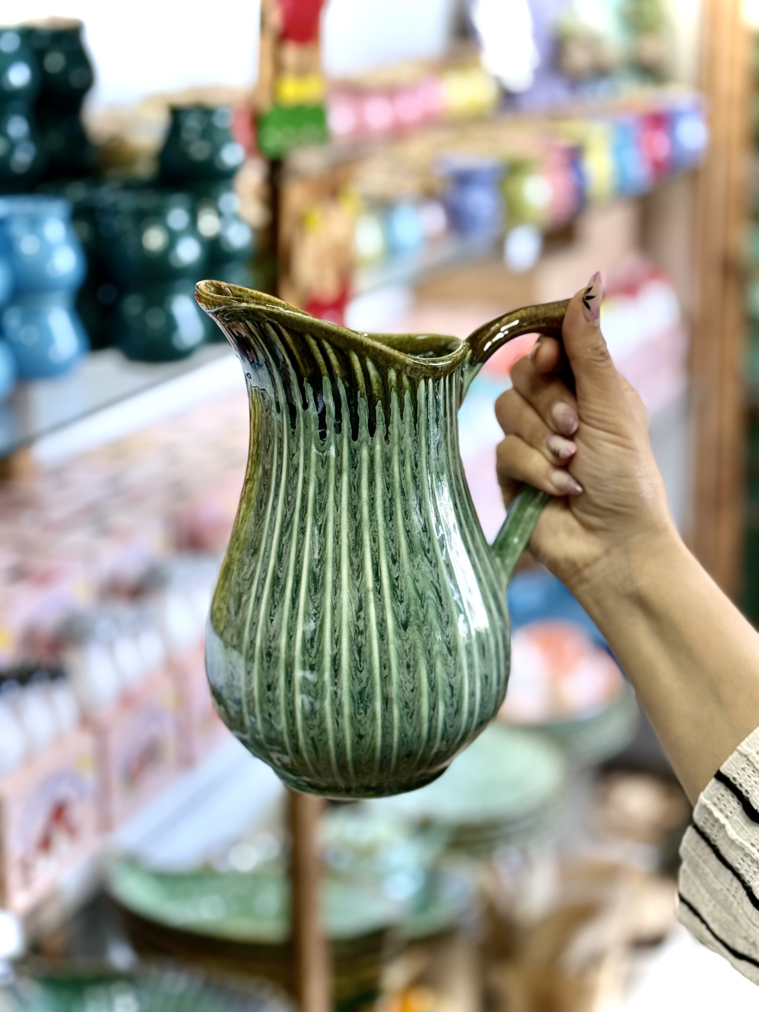 پارچ لاله شیاردار شره ای